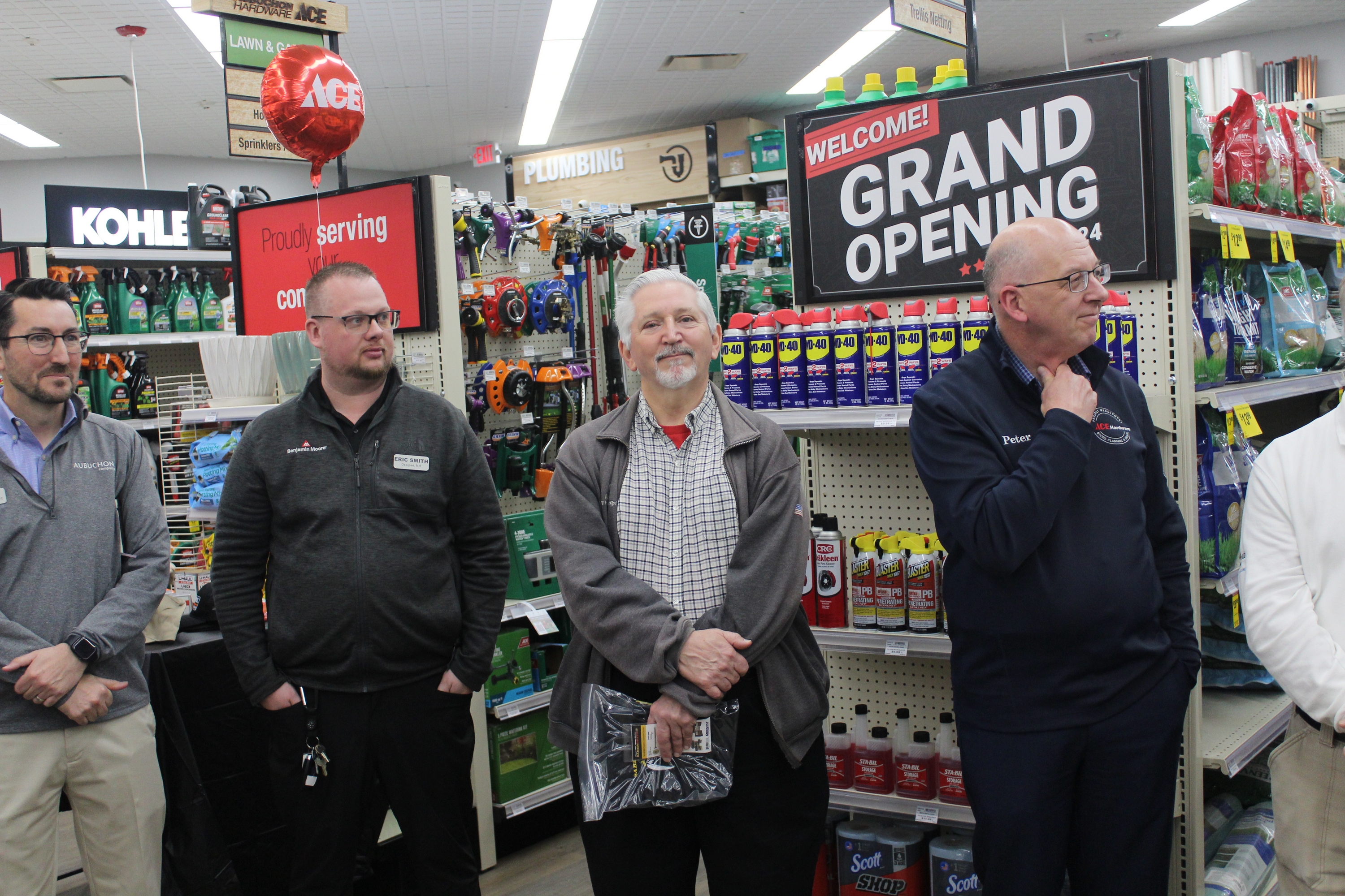 aubuchon-grand-opening-1281-sm