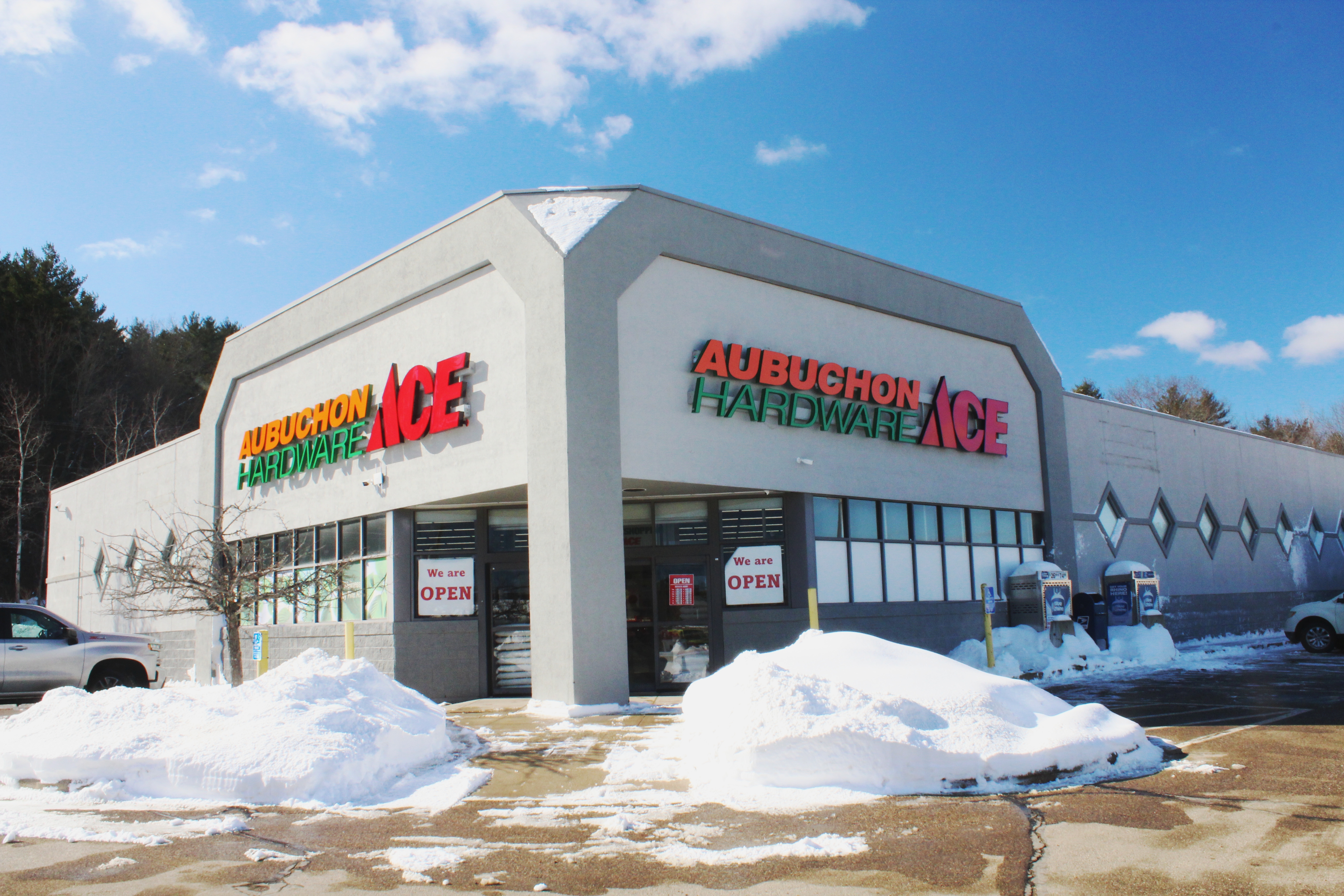 aubuchon-store-signage-1271-adj