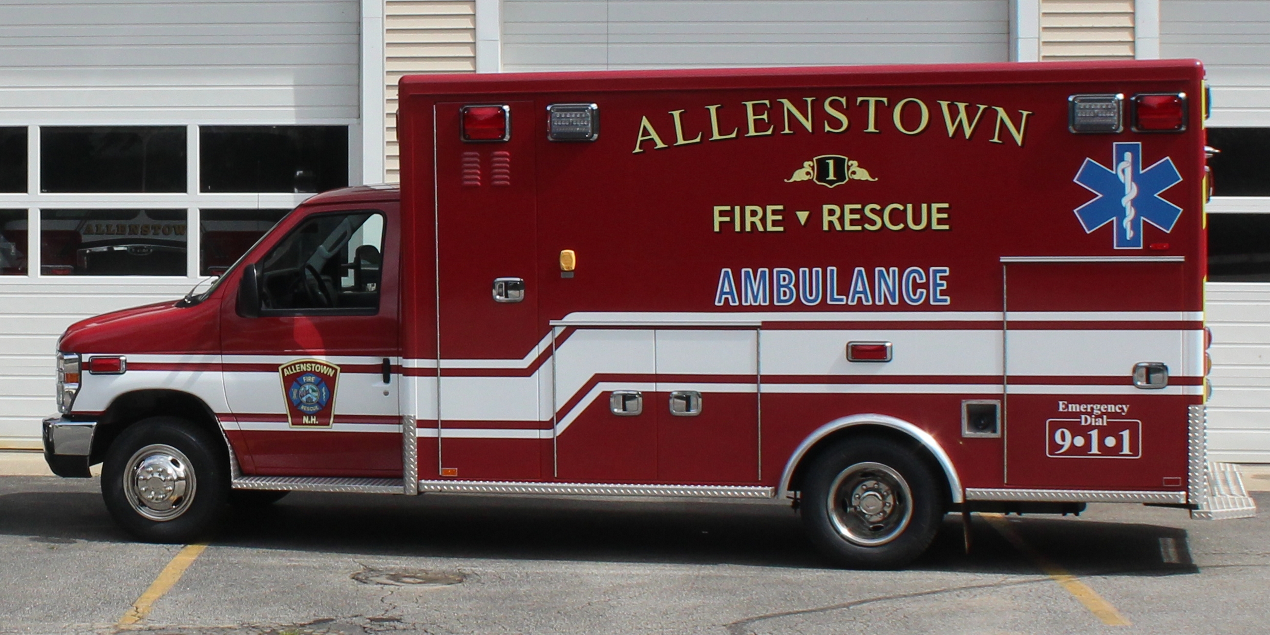 AFD-ambulance1-0915-2600