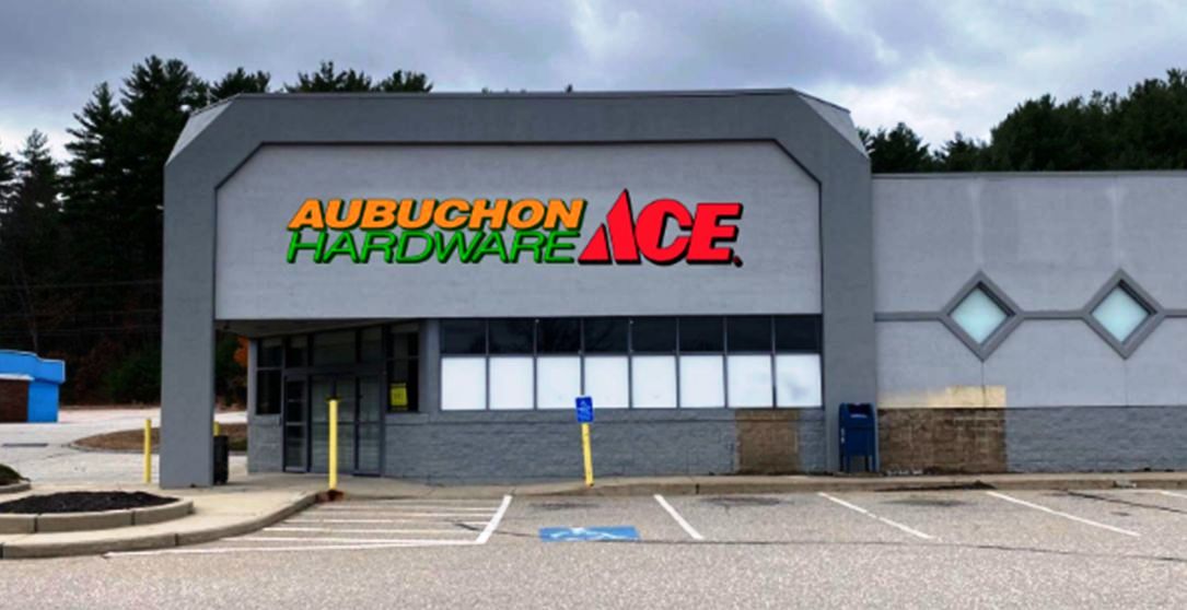 aubuchon-hardware-front-sign